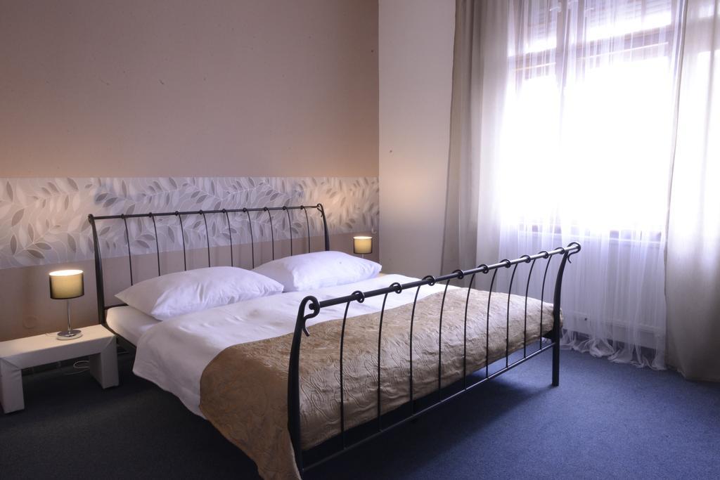 Hotel Esprit Prague Exterior photo